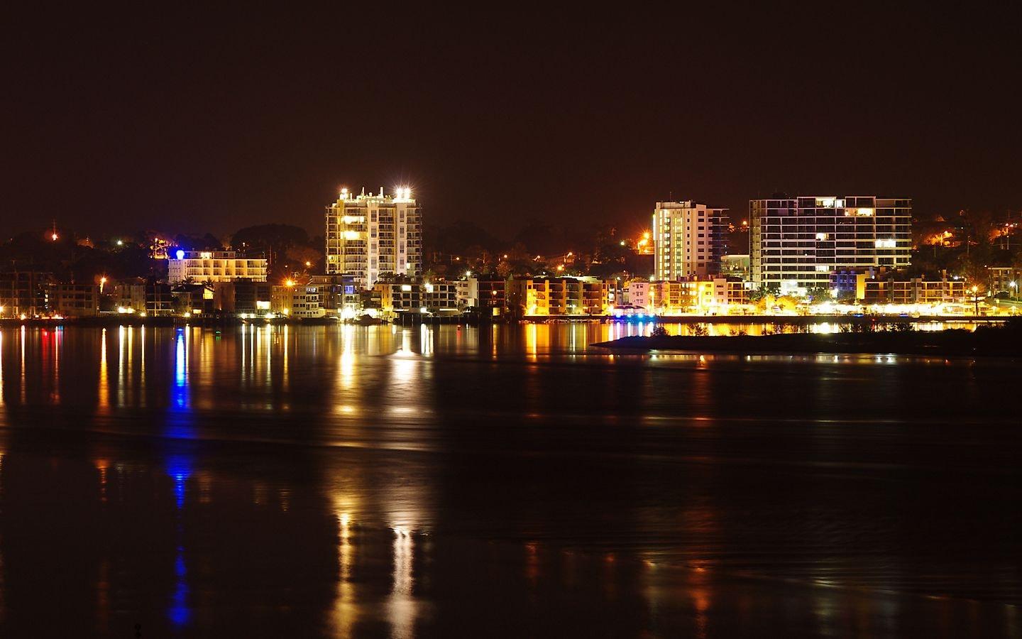Riviere On Golden Beach Калаундра Экстерьер фото